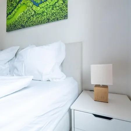 アパート Stilvolle Stadtwohnung In レオーベン